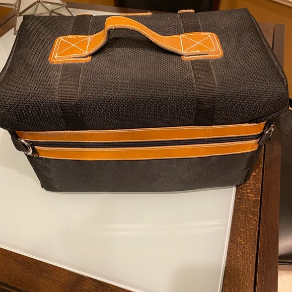 Vintage Quantaray shoulder bag/camera bag. - Picture 4 of 5